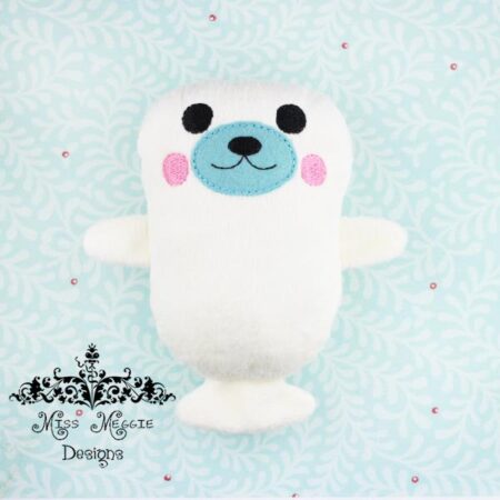 Cute Harp Seal stuffie ITH Embroidery design file